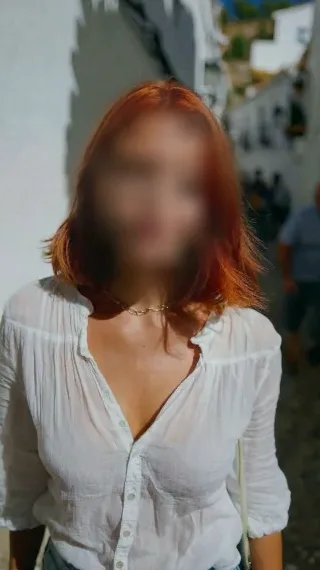 Carla, 30