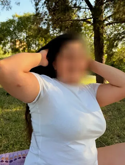 Fatma, 23