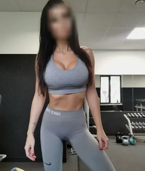 Kim, 31