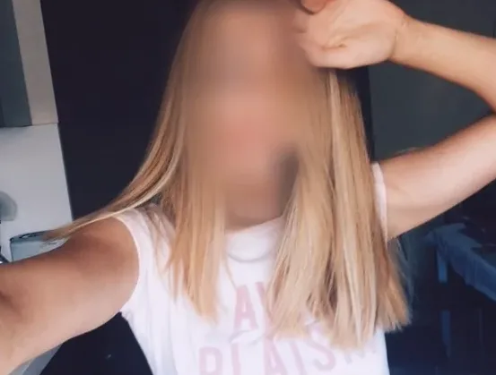Miriam, 28