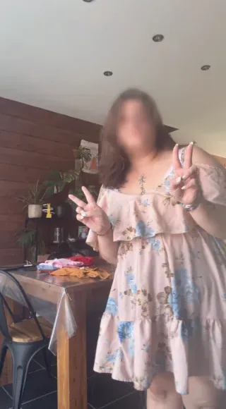 Thea, 23