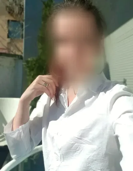 Lea, 32