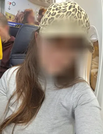 Melanie, 33