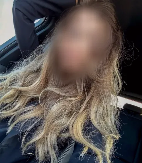 Sophia, 33
