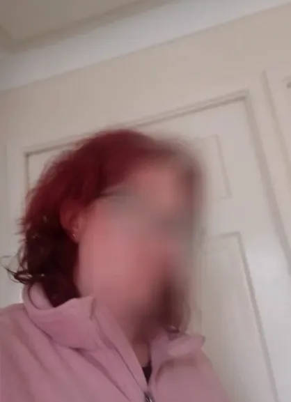 Svenja, 33