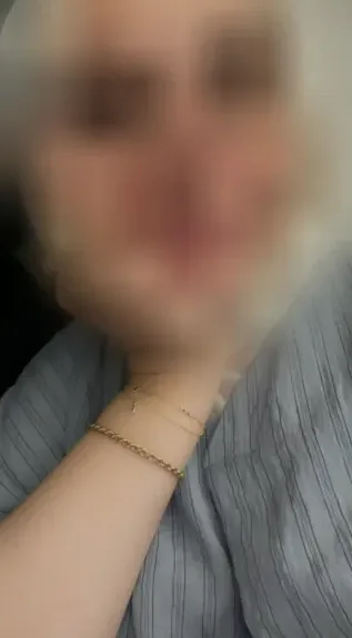 Theresa, 36